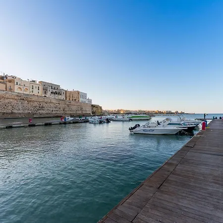 Federica Sul Lungomare * Otranto
